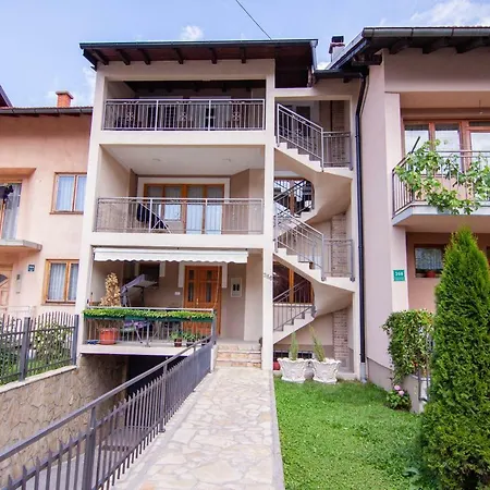 Villa Vila Emma *